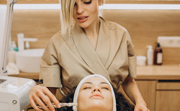Estética Segura: Biossegurança e Biologia da Pele para Profissionais de Excelência